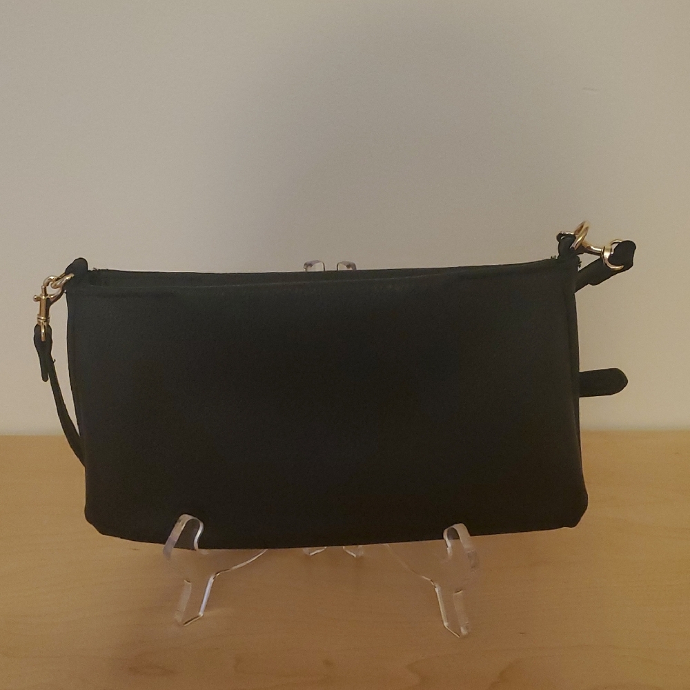 Universal Thread Black Crossbody Bag